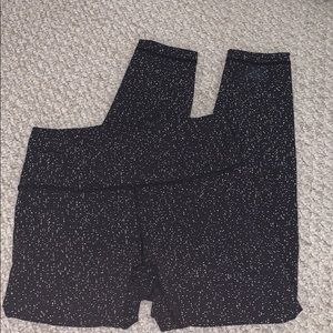 Lululemon Black & White Speckled 7/8 Wunder Unders